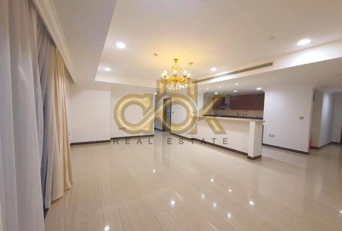 740225 - Property Image 3