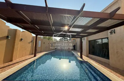 فيلا - 4 غرف نوم - 5 حمامات للايجار في دي رينح رود فلاتس - الطريق الدائري الرابع - الدوحة