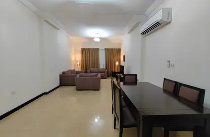 شقة - 2 غرف نوم - 2 حمامات للايجار في شارع السد - السد - الدوحة