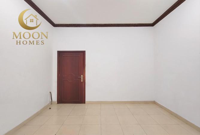 979379 - Property Image 2