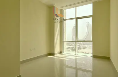 Apartment - 2 Bedrooms - 2 Bathrooms for rent in Marina  25 - Marina District - Lusail