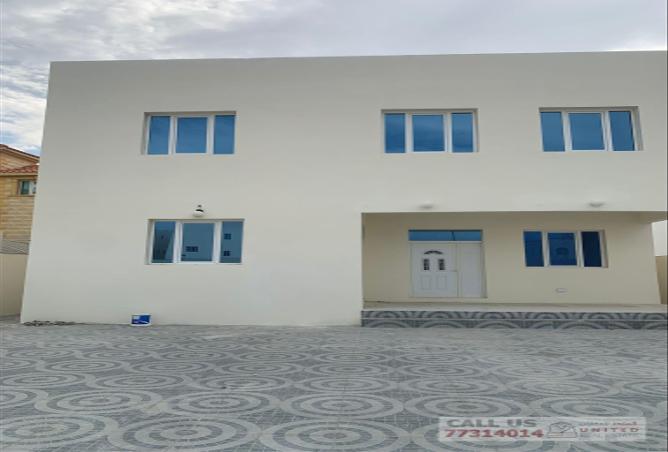 Villa - 5 Bedrooms - 6 Bathrooms for rent in Al Ruwais - Al Ruwais - Al Shamal