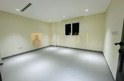 Apartment - 1 Bedroom - 1 Bathroom for rent in EB12 - Fereej Bin Mahmoud North - Fereej Bin Mahmoud - Doha Apartment - 1 Bedroom - 1 Bathroom for rent in EB12 - Fereej Bin Mahmoud North - Fereej Bin Mahmoud - Doha