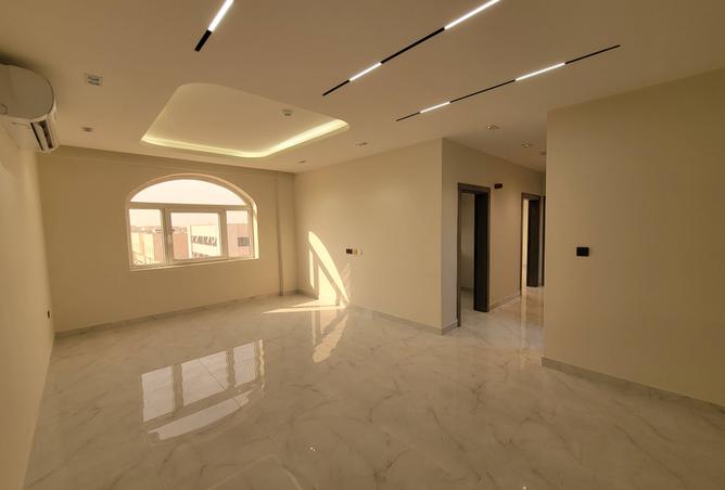 995012 - Property Image 2