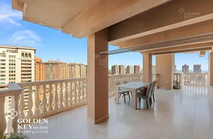 Apartment - 3 Bedrooms - 4 Bathrooms for sale in West Porto Drive - Porto Arabia - The Pearl Island - Doha