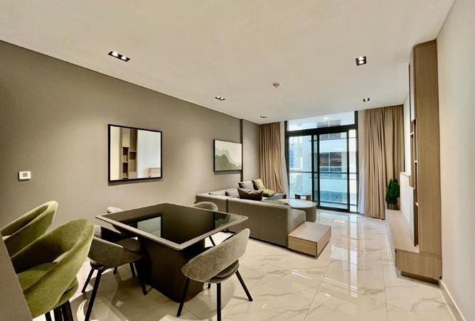 989376 - Property Image 2