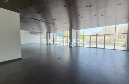 Show Room - Studio - 2 Bathrooms for rent in Musheireb Tower - Musheireb - Musheireb - Doha