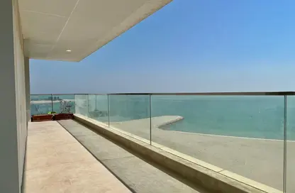 Apartment - 2 Bedrooms - 3 Bathrooms for rent in Marina Tower 23 - Marina District - Lusail
