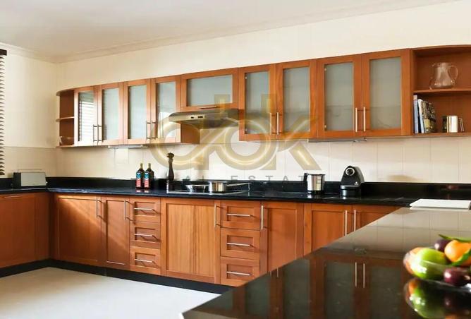 967216 - Property Image 3