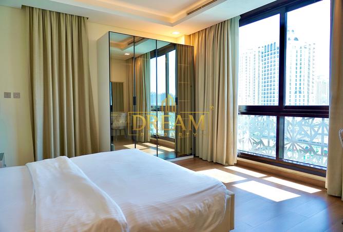 1001653 - Property Image 2