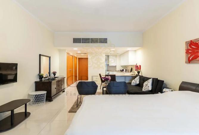 938889 - Property Image 2