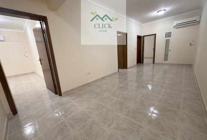 992478 - Property Image 2