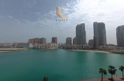 Apartment - 1 Bedroom - 2 Bathrooms for rent in Gewan Island - The Pearl Island - Doha