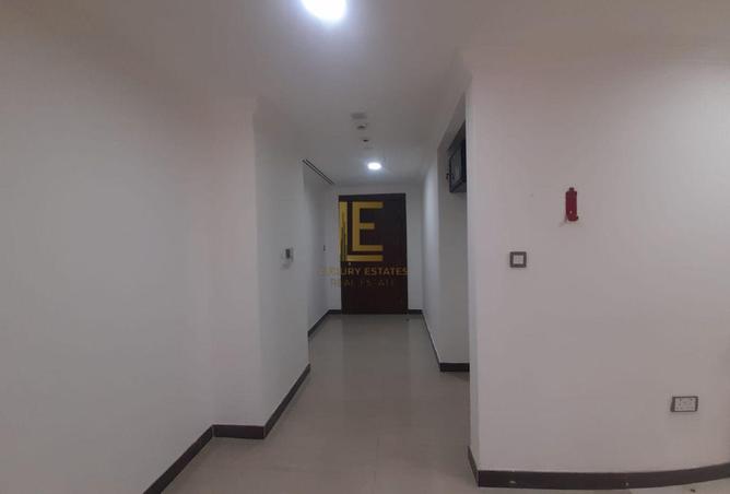 993045 - Property Image 2