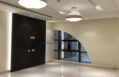 Apartment - 3 Bedrooms - 4 Bathrooms for rent in Lusail City - Lusail