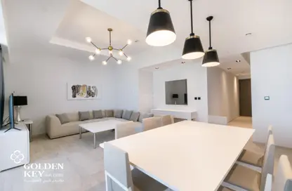 Living / Dining Room image for: Apartment - 3 Bedrooms - 4 Bathrooms for rent in Lusail City - Lusail, Image 1