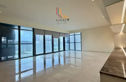 Apartment - 1 Bedroom - 2 Bathrooms for rent in Seef Lusail Tower 1 - Seef Lusail - Lusail City - Lusail