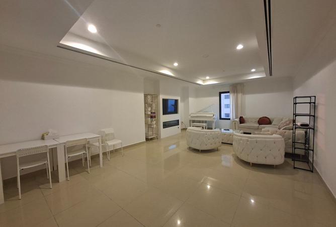 968557 - Property Image 3