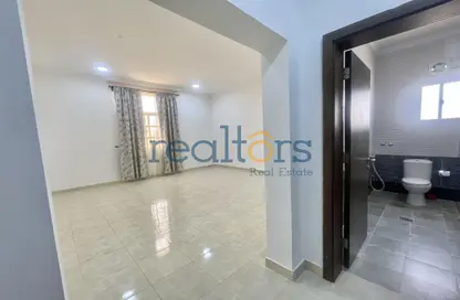 Apartment - Studio - 1 Bathroom for rent in Al Hanaa Street - Al Gharrafa - Doha