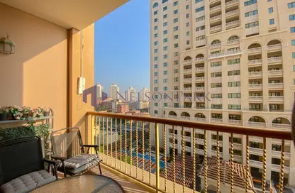 Apartment - 1 Bedroom - 2 Bathrooms for rent in East Porto Drive - Porto Arabia - The Pearl Island - Doha
