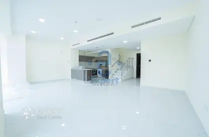 Duplex - 2 Bedrooms - 3 Bathrooms for sale in Fox Hills - Fox Hills - Lusail