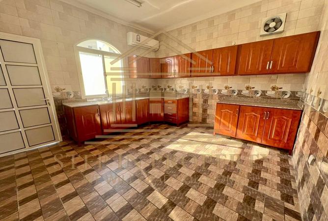 981431 - Property Image 2