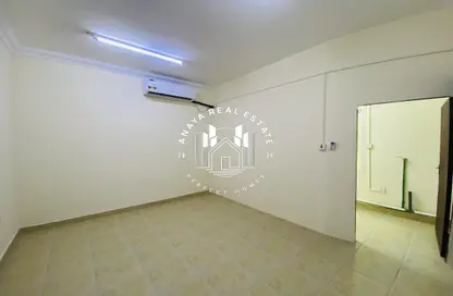 Apartment - Studio - 1 Bathroom for rent in Bu Hamour Street - Abu Hamour - Doha