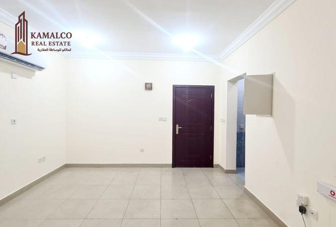 962244 - Property Image 3