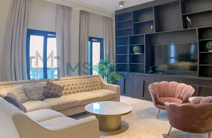 Apartment - 3 Bedrooms - 4 Bathrooms for sale in Murano - Qanat Quartier - The Pearl Island - Doha