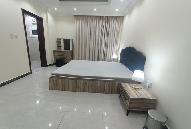 954595 - Property Main Image