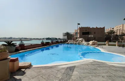 مجمع سكني - 5 غرف نوم - 6 حمامات للايجار في البوابة الشرقية - بحيرة وست لاجون - الدوحة