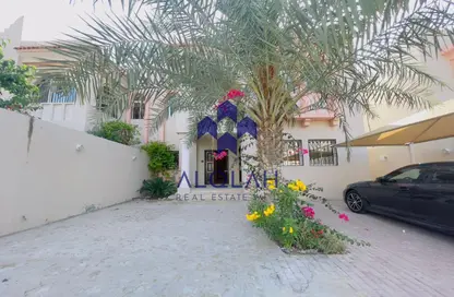 مجمع سكني - 4 غرف نوم - 5 حمامات للايجار في الدحيل - الدحيل - الدوحة