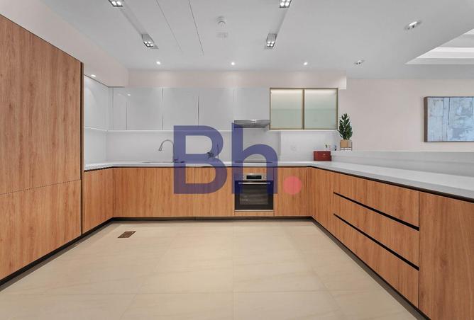 1002097 - Property Image 3