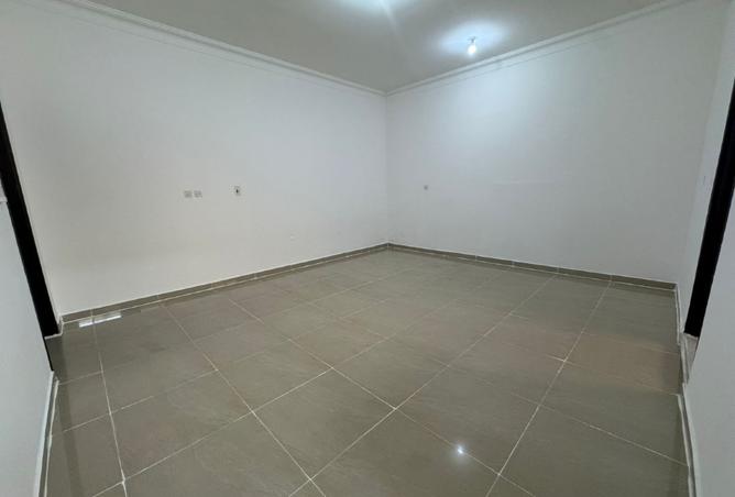 999544 - Property Image 2