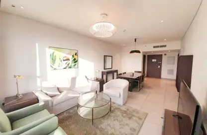 شقة - 2 غرف نوم - 2 حمامات للايجار في مبنى رمادا التجاري - شارع الروابي - المنتزه - الدوحة