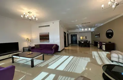 Apartment - 2 Bedrooms - 2 Bathrooms for rent in West Bay Tower - West Bay - West Bay - Doha