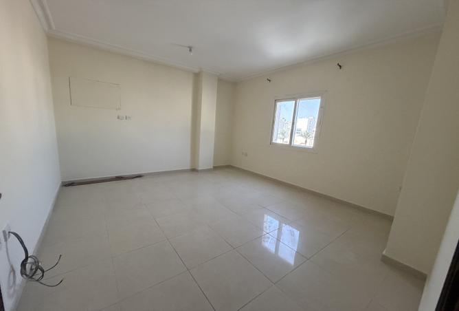 972903 - Property Main Image