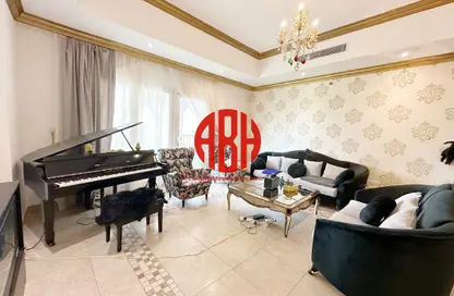 Apartment - 1 Bedroom - 2 Bathrooms for rent in West Porto Drive - Porto Arabia - The Pearl Island - Doha