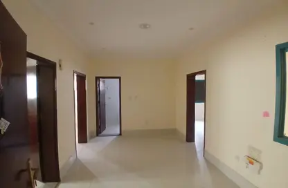 Apartment - 2 Bedrooms - 2 Bathrooms for rent in Old Al Ghanim - Al Ghanim - Doha