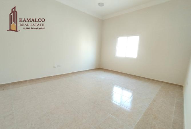 962114 - Property Image 2