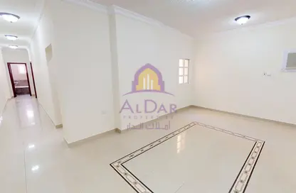 Apartment - 2 Bedrooms - 2 Bathrooms for rent in Muntazah 70 - Al Muntazah - Doha