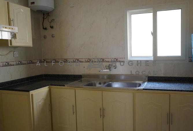 905144 - Property Image 3