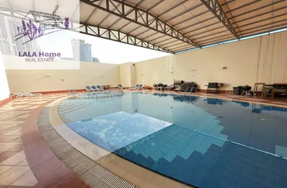 Apartment - 1 Bedroom - 2 Bathrooms for rent in West Bay Tower - West Bay - West Bay - Doha