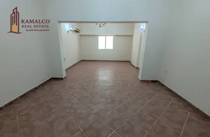 Apartment - 2 Bedrooms - 2 Bathrooms for rent in Fereej Bin Mahmoud - Doha