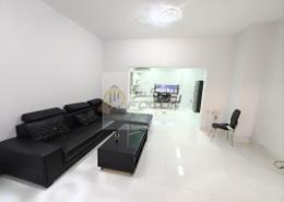 صورةغرفة المعيشة لـ: شقة - 1 غرفة نوم - 1 حمام للكراء في 35 بن عمران - فريج بن عمران - الدوحة, صورة 1