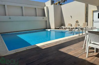 Apartment - 1 Bedroom - 2 Bathrooms for rent in One Porto Arabia - Porto Arabia - The Pearl Island - Doha