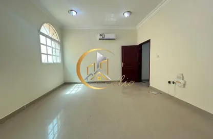 Apartment - 2 Bedrooms - 2 Bathrooms for rent in Al Nasr Street - Al Nasr - Doha