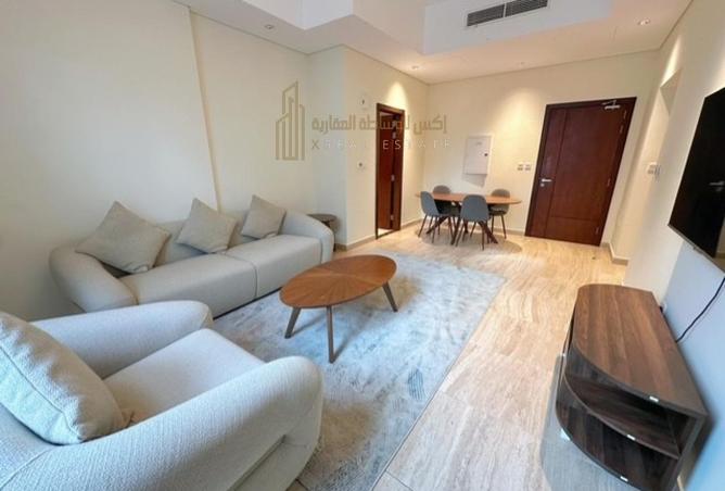 987183 - Property Image 2