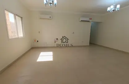Apartment - 2 Bedrooms - 3 Bathrooms for rent in Anas Street - Fereej Bin Mahmoud North - Fereej Bin Mahmoud - Doha