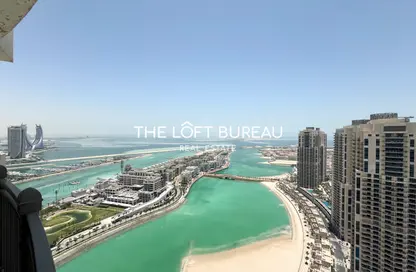 Apartment - 3 Bedrooms - 5 Bathrooms for rent in Abraj Bay - Abraj Quartiers - The Pearl Island - Doha